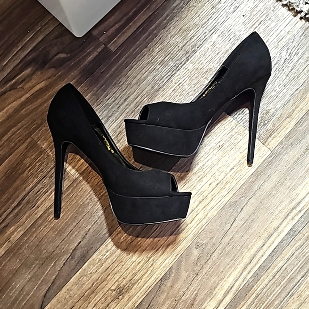 LILIANA STILLETOS - Picture 2 of 5
